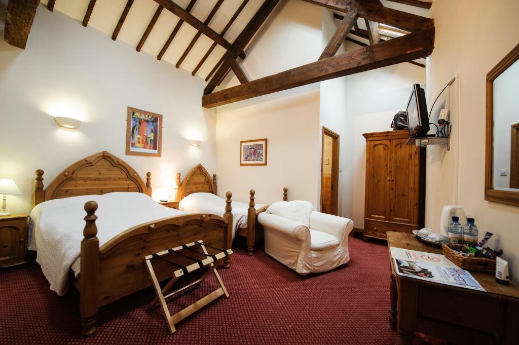 Church Farm Lodge Harrington Room photo